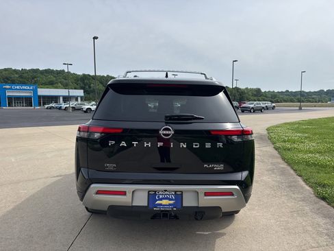 Used 2025 Nissan Pathfinder Platinum w/ Cargo Package AWD/4WD image 7