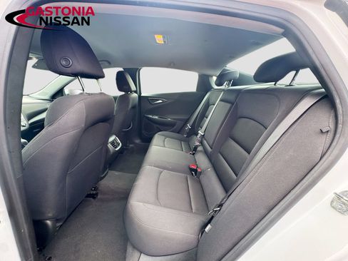 Used 2024 Chevrolet Malibu LT FWD image 33