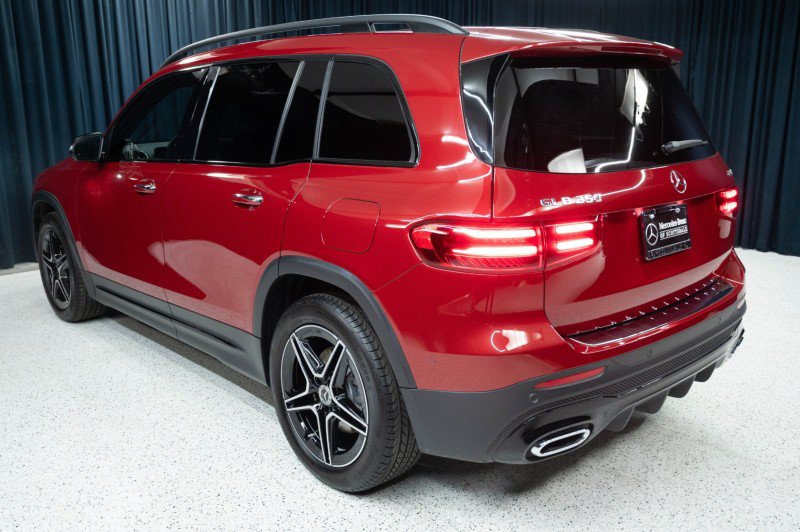 Certified 2026 Mercedes-Benz GLB 250 4MATIC image 7