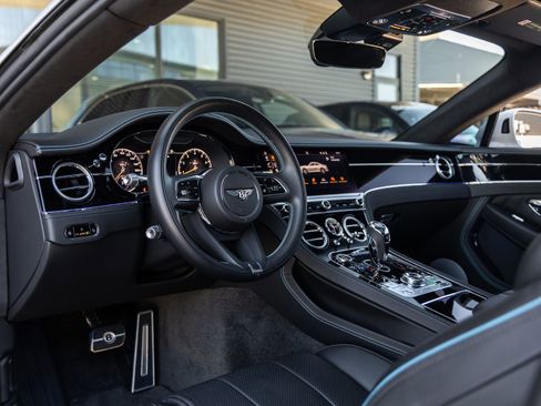 Used 2024 Bentley Continental GT AWD/4WD image 30