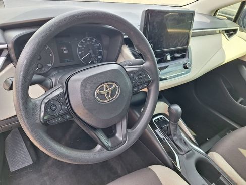 Used 2024 Toyota Corolla LE FWD image 6