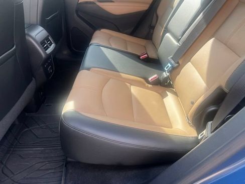 Used 2024 Chevrolet Equinox Premier AWD/4WD image 24