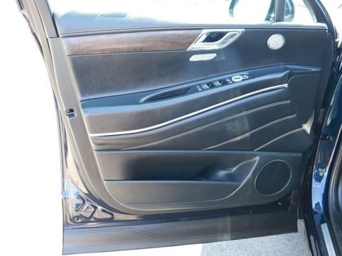 Used 2024 Genesis GV80 3.5T image 8