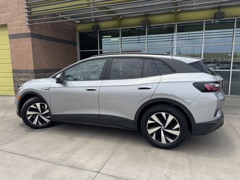 Used 2023 Volkswagen ID.4 Pro image 5