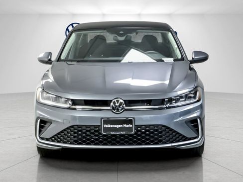 New 2026 Volkswagen Jetta SE image 8
