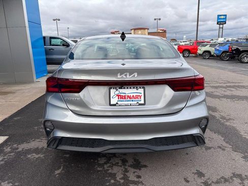 Used 2024 Kia Forte LXS image 5