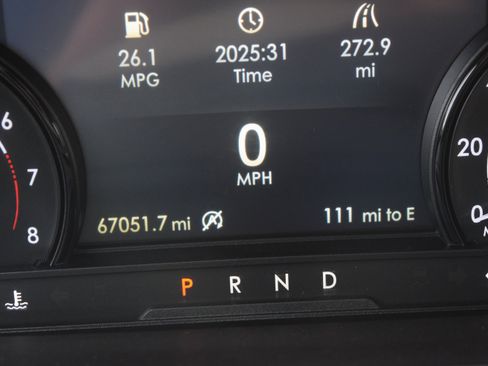 Used 2021 Lincoln Corsair AWD w/ Premium Package image 13