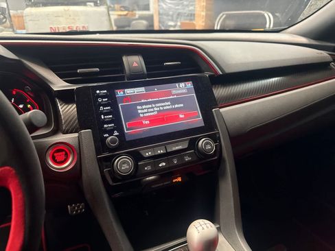 Used 2021 Honda Civic Type R Limited image 27