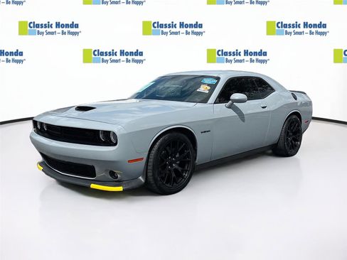 Used 2021 Dodge Challenger R/T w/ Blacktop Package RWD image 3