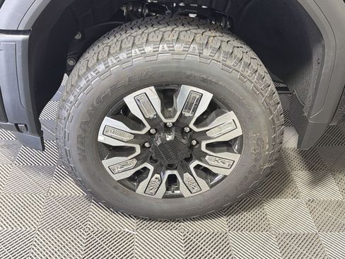 New 2026 GMC Sierra 2500 Denali w/ Denali Reserve Package AWD/4WD image 12