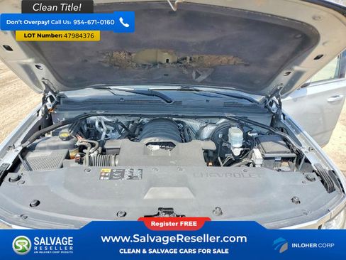 Used 2015 Chevrolet Suburban LT w/ Luxury Package image 16