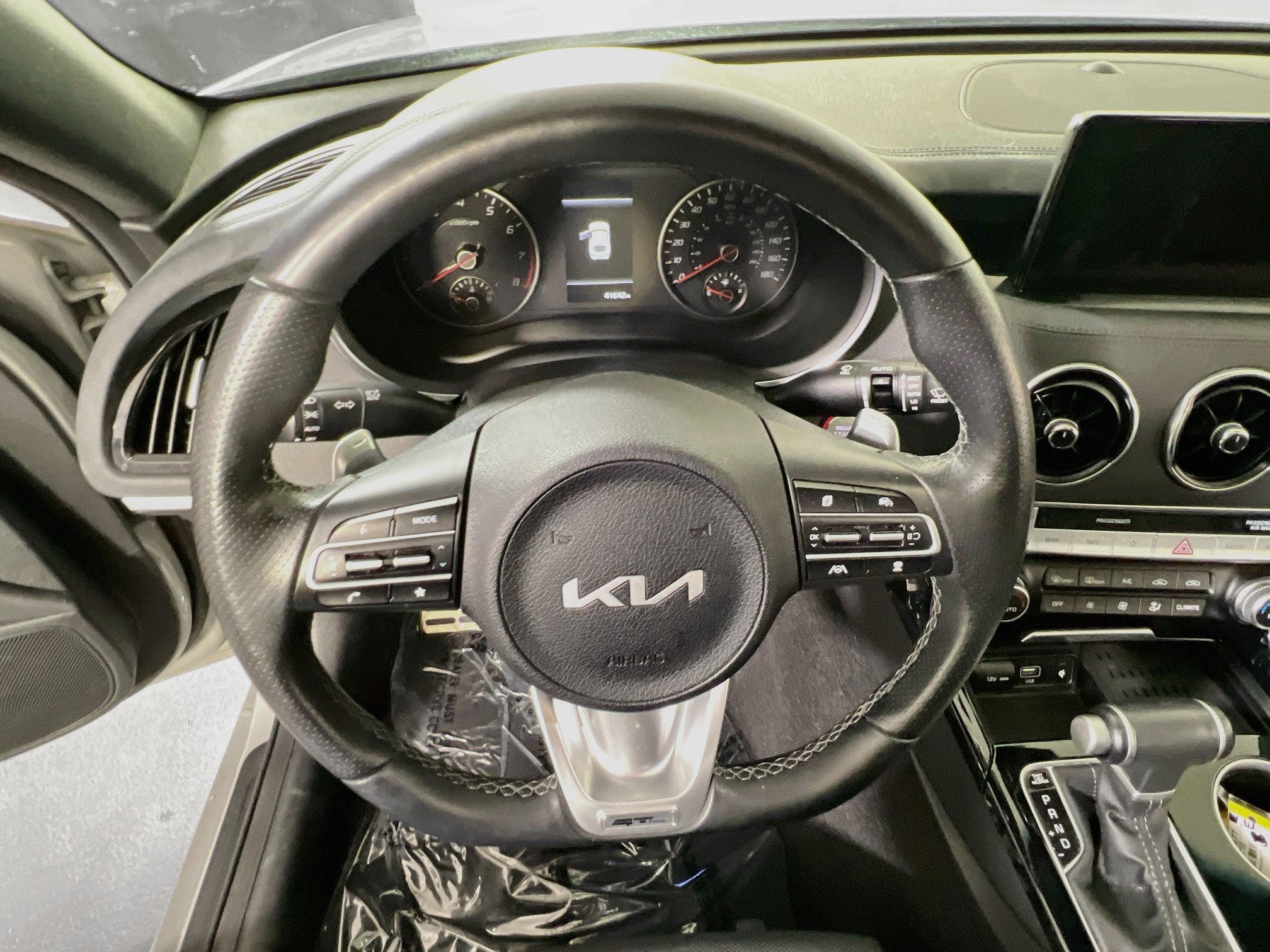Used 2023 Kia Stinger GT-Line AWD/4WD image 11