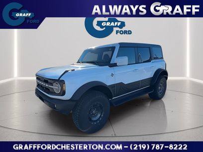 New 2025 Ford Bronco Outer Banks w/ Sasquatch Package