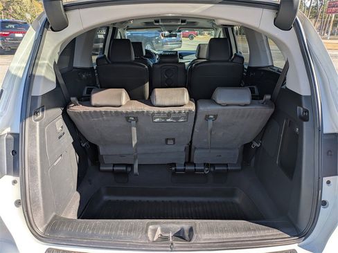 Used 2018 Honda Odyssey Touring image 15