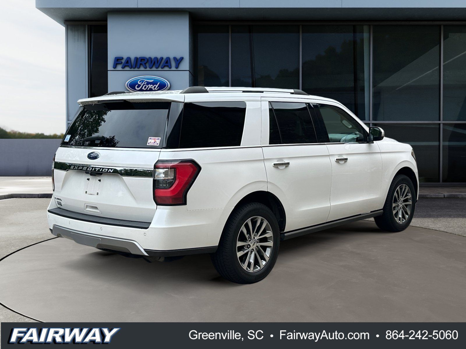Used 2018 Ford Expedition Limited w/ Equipment Group 301A AWD/4WD image 7