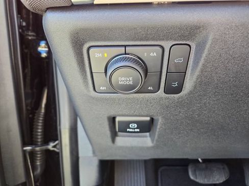 Certified 2025 Ford Expedition Active AWD/4WD image 20