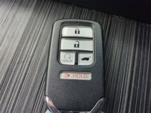 Used 2022 Honda Pilot Sport image 35