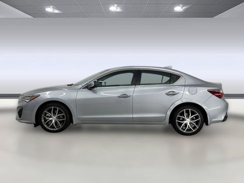 Used 2022 Acura ILX w/ Premium Package FWD image 2