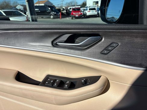 Certified 2025 Jeep Grand Cherokee L Limited image 16