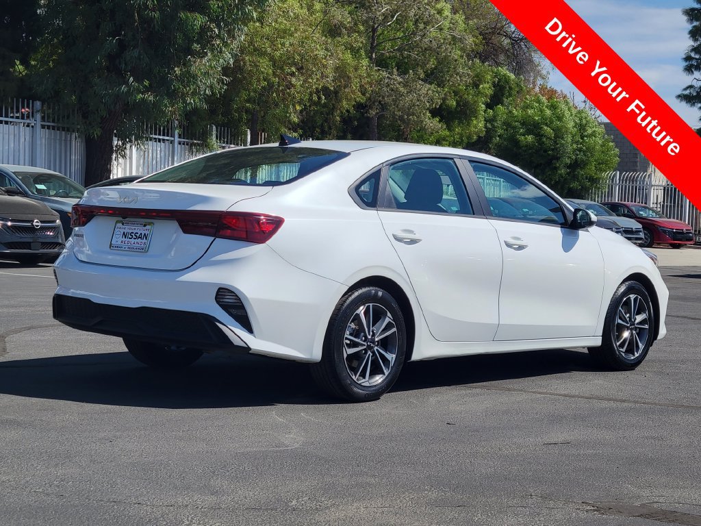 Used 2024 Kia Forte LXS FWD image 4