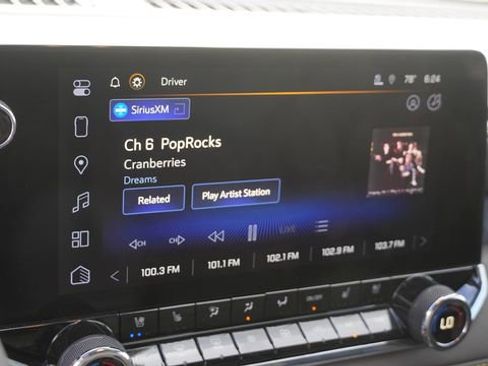 Used 2024 Chevrolet Colorado ZR2 w/ ZR2 Convenience Package III AWD/4WD image 25
