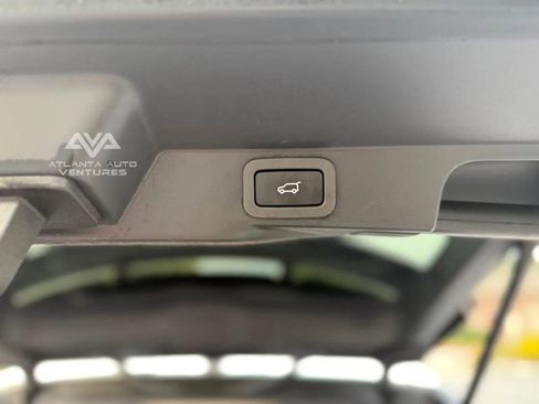 Used 2018 Land Rover Range Rover Sport HSE image 50