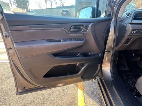 Used 2018 Honda Odyssey EX-L image 22