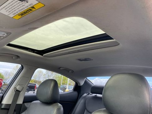 Used 2013 Hyundai Elantra Limited FWD image 7