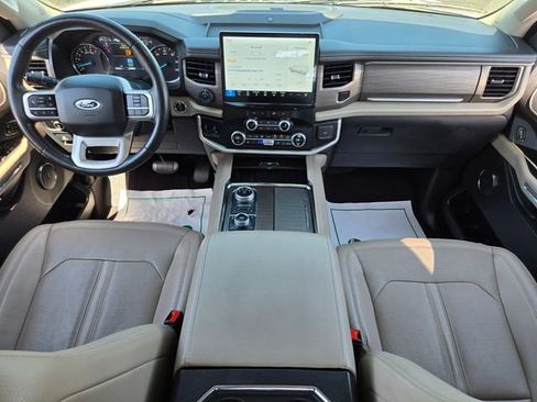 Used 2023 Ford Expedition Limited AWD/4WD image 13