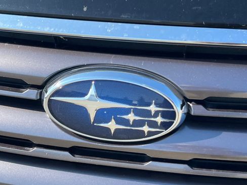 Used 2017 Subaru Outback 3.6R Touring w/ Popular Package #5A image 10