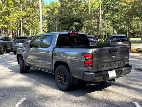 New 2026 Nissan Frontier SV w/ Tow Package image 30