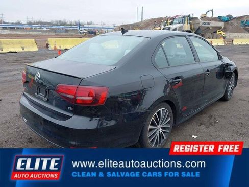 Used 2016 Volkswagen Jetta Sport w/ Lighting Package image 7