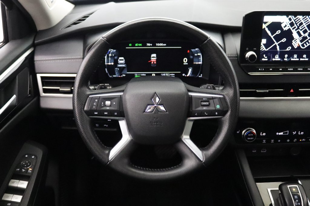 Used 2024 Mitsubishi Outlander SE AWD/4WD image 18