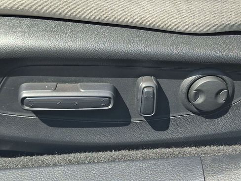 Certified 2024 Honda Accord EX image 28