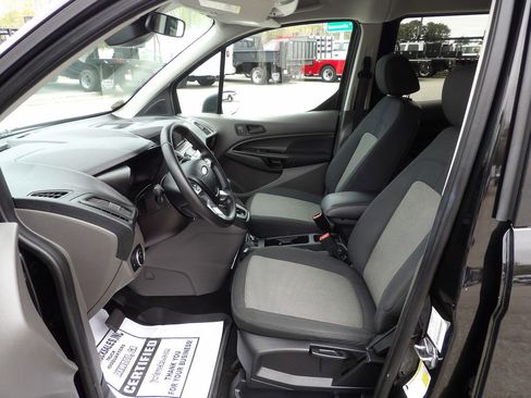 Used 2019 Ford Transit Connect XL image 17