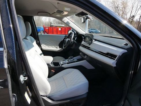 Used 2023 Mitsubishi Outlander SEL AWD/4WD image 8