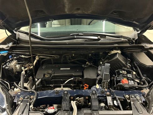 Used 2016 Honda CR-V SE image 12