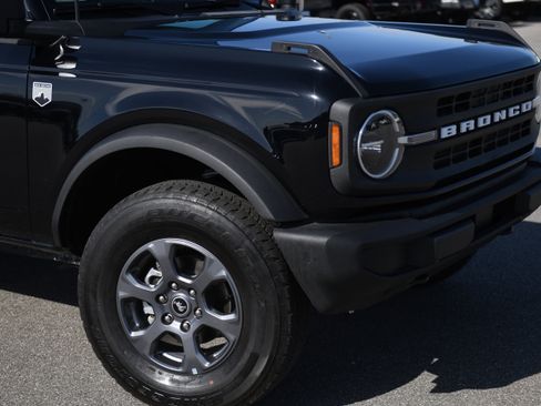 Used 2025 Ford Bronco Big Bend AWD/4WD image 3