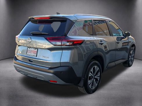 Used 2023 Nissan Rogue SV w/ SV Premium Package image 4