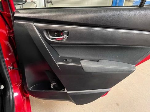 Used 2017 Toyota Corolla LE FWD image 13