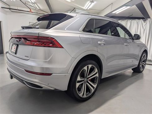 Used 2019 Audi Q8 Premium Plus image 3