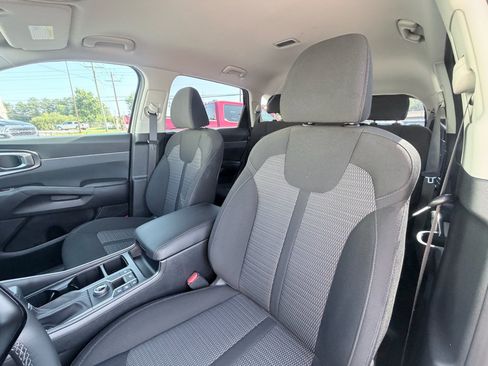 Used 2026 Kia Sorento LX FWD image 20