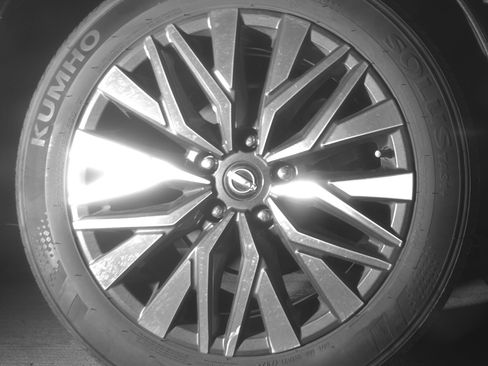 Used 2025 Nissan Altima 2.5 SV image 15