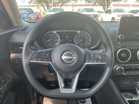 Used 2025 Nissan Sentra SV FWD image 26