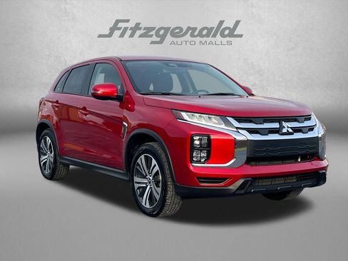 Used 2025 Mitsubishi Outlander Sport ES AWD/4WD image 1
