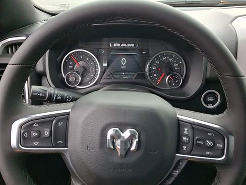 New 2026 RAM 1500 Big Horn AWD/4WD image 16