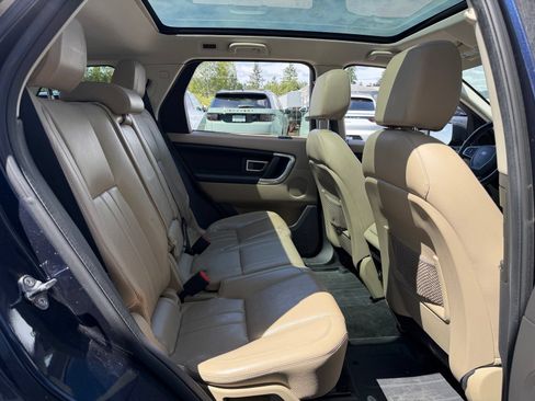 Used 2017 Land Rover Discovery Sport HSE AWD/4WD image 20