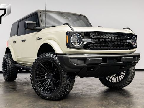 Used 2025 Ford Bronco Big Bend AWD/4WD image 1