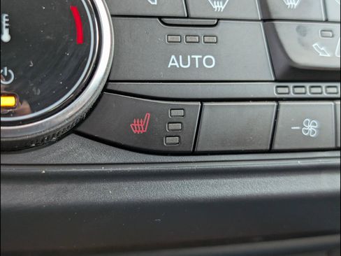 Used 2024 Ford Maverick Lariat FWD image 18