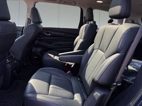 Certified 2025 Subaru Ascent Bronze Edition image 10